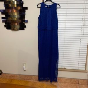 Dark Royal dress, perfect for casual or dress up!